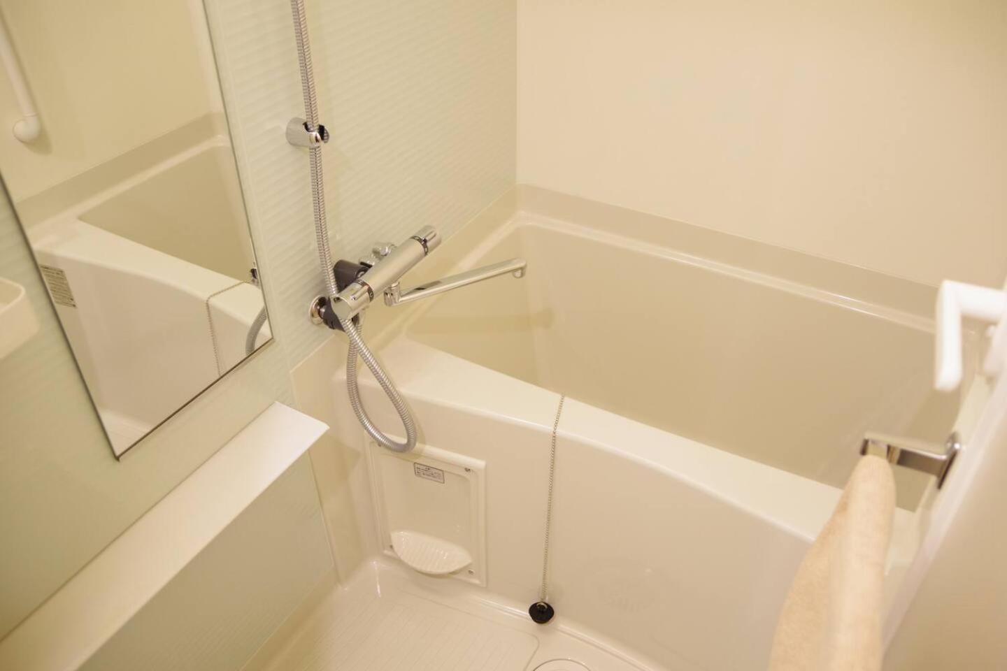 Mat Oshiage Apartment Tokyo Bagian luar foto